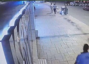 Karabük’te gaspçı neye uğradığını şaşırdı, o anlar kameraya yansıdı