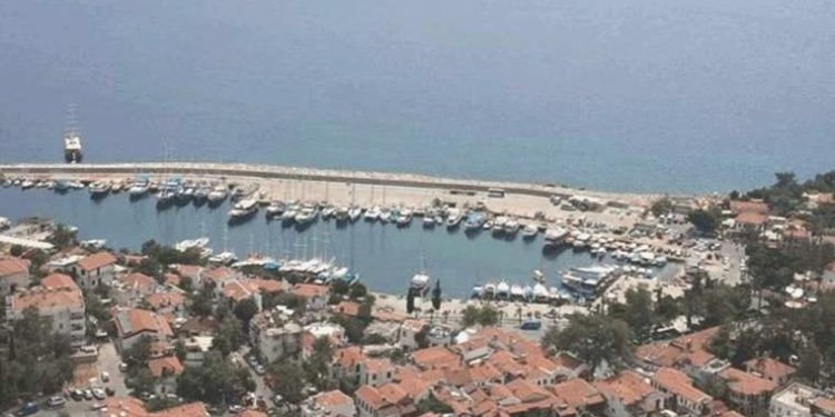 Kaş Yat Limanı’nı betonlaştıracak teklif reddedildi