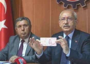 Kılıçdaroğlu cebinden çıkardığı 200 TL ile örnek verdi: Bu paraya 5 yıl evvel…