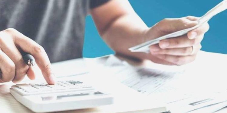 Kişisel kredi kartı borçlanmaları geçen yıla nazaran 2.85 kat arttı