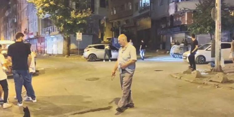 Kuzenlere akraba saldırısı: 8 yaşındaki çocuk yaralandı