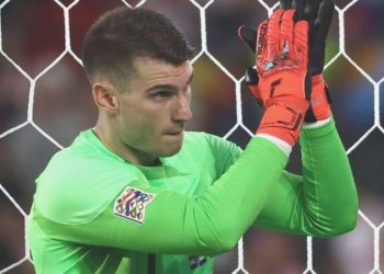 Livakovic transferinde Fenerbahçe’ye makus haber: İspanya’ya gidiyor