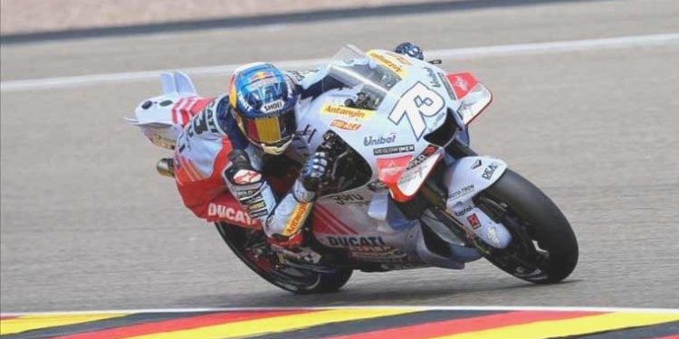 MotoGP’nin Büyük Britanya etabındaki sprint yarışında Alex Marquez birinci oldu