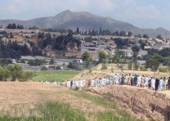 Pakistan’da bombalı terör saldırısı düzenlendi