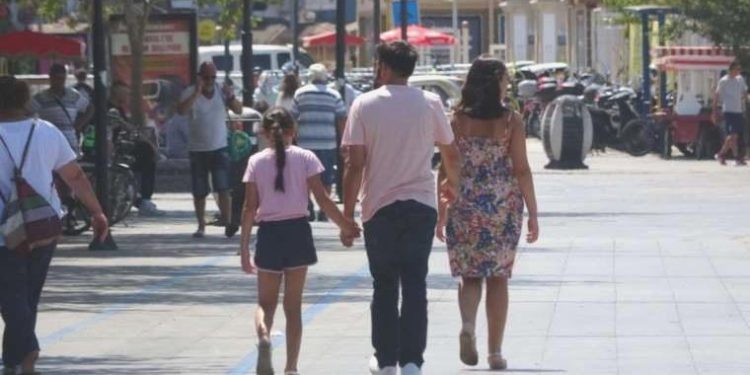 Prof. Dr. Şener’den Covid’19’un yeni varyantı ‘Eris’ açıklaması