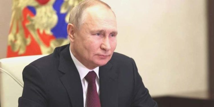 Putin’den ‘dost olmayan ülkeler’ adımı: Vergi mutabakatlarını kısmen iptal etti