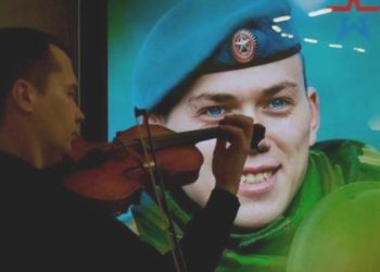 Rusya’nın yedek askerlik yaşını yükseltmesi sonrası birçok Rus erkek telaşlı