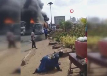 Senegal’de otobüse molotof kokteylli atak: 2 meyyit