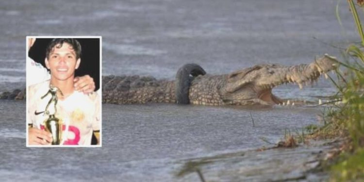 Serinlemek için ırmağa giren futbolcu, timsaha yem oldu