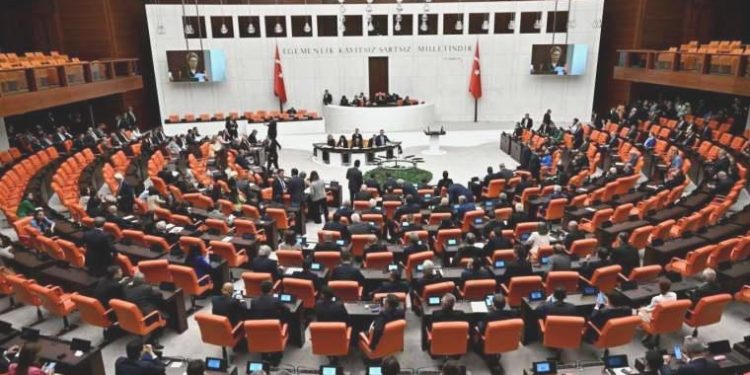 Son dakika… Son dakika… Muhalefet Akbelen için davet yapmıştı: Meclis inanılmaz toplanıyor