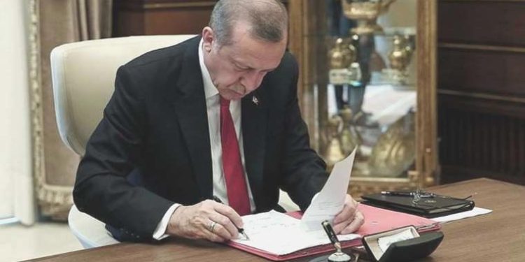 Son dakika… YAŞ kararları Resmi Gazete’de