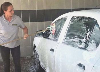 Su tasarrufu için yeni karar: Araç ve halı yıkama yasaklandı