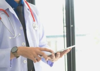 Tabip göçü süratle sürüyor: ‘İyi hal belgesi’ne müracaatta rekor!