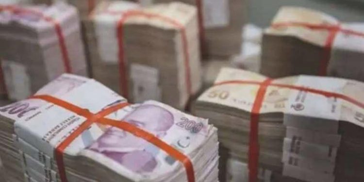 Ticari kredilerde daralma: 4,5 yılın en düşük düzeyinde