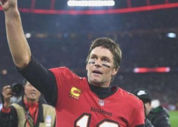 Tom Brady,  İngiltere Championship kadrosu Birmingham City’e ortak oldu