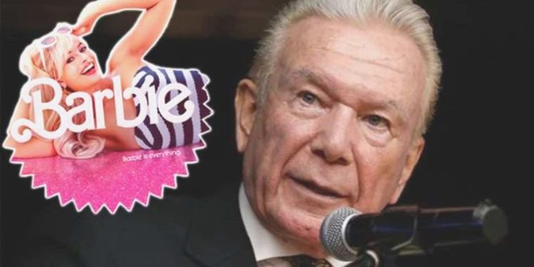 Uğur Dündar da ‘Barbie’ akımına katıldı: ‘Lütfen kapıyı açar mısınız efendim?’