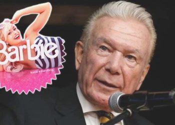 Uğur Dündar da ‘Barbie’ akımına katıldı: ‘Lütfen kapıyı açar mısınız efendim?’