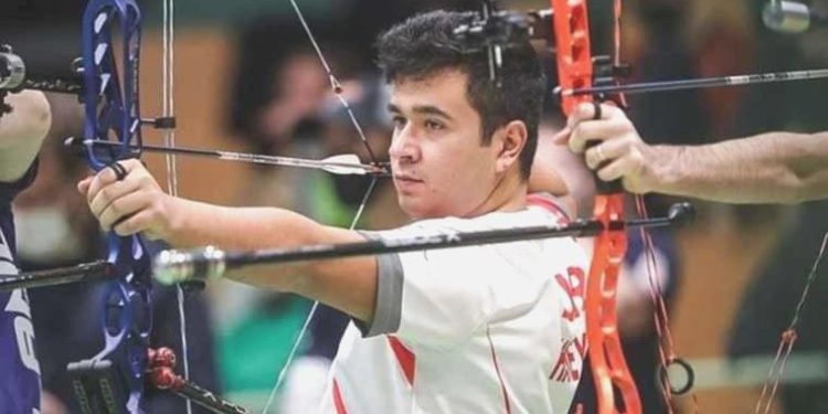 Ulusal okçu Emircan Haney, sıralama yarışlarında birinci oldu