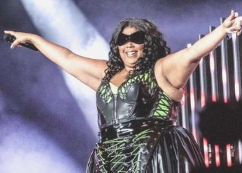 Ünlü müzikçi Lizzo ‘cinsel taciz’le suçlanıyor