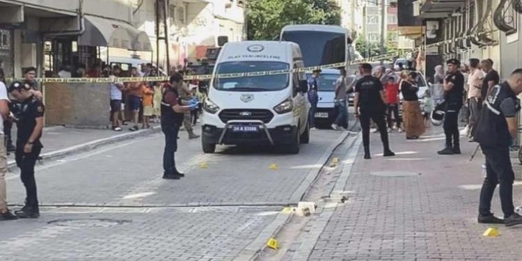 Yer Esenyurt… ‘Silahlı, sopalı, döner bıçaklı’ hengame