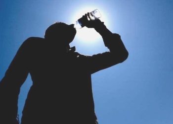 Yetersiz sıvı tüketimine dikkat! Kalp ve hipertansiyon hastalarını olumsuz etkiliyor