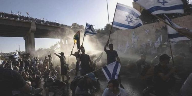 Yüzlerce Yahudi akademisyenden ‘apartheid rejimine dönüşen İsrail işgaline’ karşı bildiri