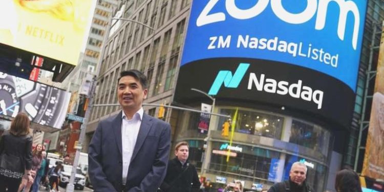 Zoom, çalışanlarının ofise geri dönmesini istiyor