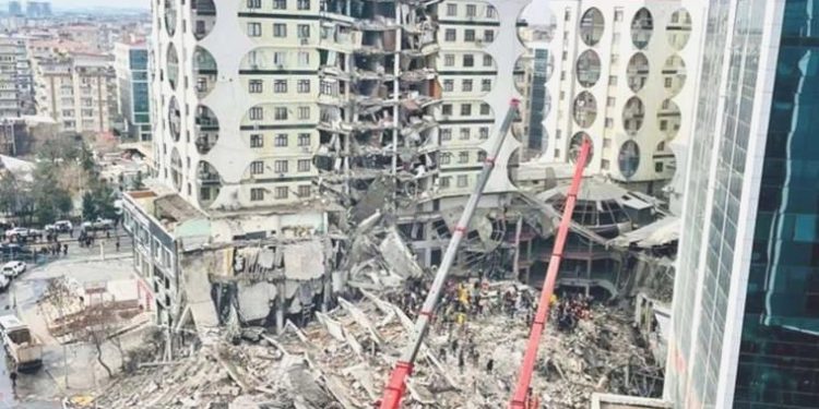 137 şahsa mezar olmuştu: Kahramanmaraş sarsıntısında yıkılan iki bina hem ruhsatsız hem projesiz!