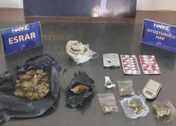 Adana’da berberde uyuşturucu baskını: 1 gözaltı