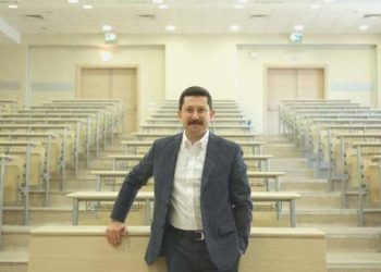 Akademisyen Eken, CHP Çankaya İlçe Başkanlığına aday