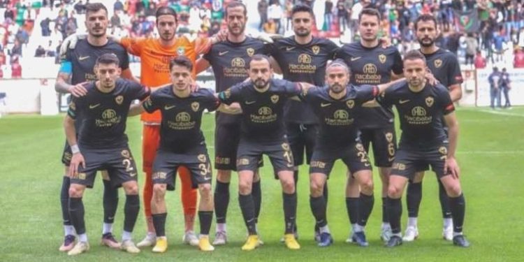 Amed Sportif Faaliyetler’de 10 futbolcu rahatsızlandı… Hazırlık maçı iptal oldu!