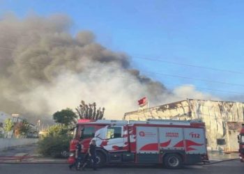 Antalya’da besin fabrikasında çıkan yangın söndürüldü