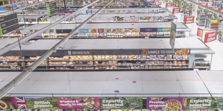 Birleşik Krallık’ta perakende satışlar sürat kesti