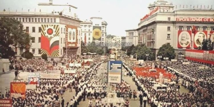 Bulgaristan’da halkın üçte biri komünist periyoda hasret duyuyor