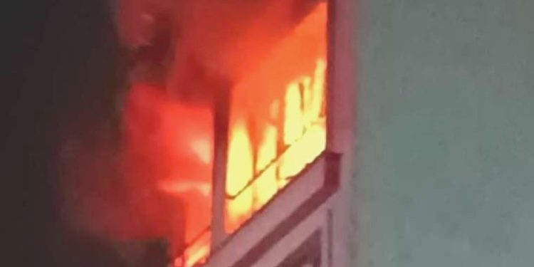 Çanakkale’de endişe dolu anlar… Evvel patlama oldu, sonra yangın çıktı!