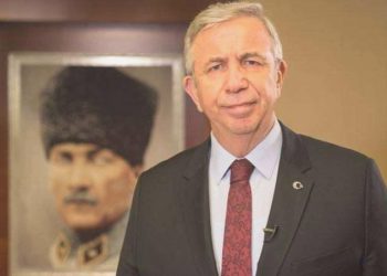 CHP’de ‘değişim’ tartışmaları sürüyor: Mansur Yavaş cephesinden birinci yorum!