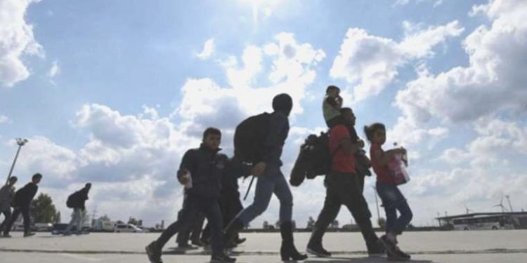 CHP’li Akay’dan sığınmacı açıklaması… ‘Türkiye’ye maliyeti 250 milyar dolar’