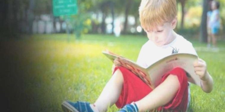 Çok okuyan çocukların beyni daha yeterli gelişiyor