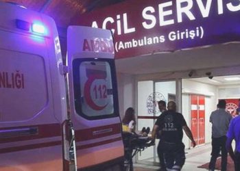 D-100’de zincirleme kaza: 4 yaralı