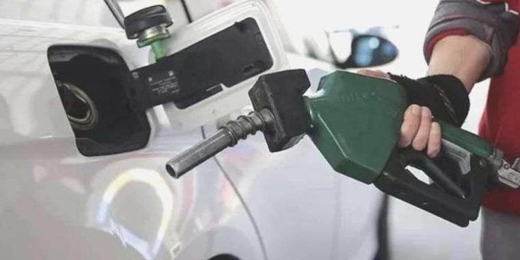 Dünya petrol tüketiminde rekor kırdı… Akaryakıtta artırım fırtınası yaklaşıyor!