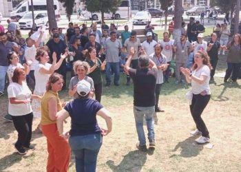 Ege Üniversitesi’nde sağlıkçıların iş bırakma aksiyonu sürüyor