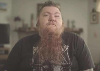 En uzun sakallı bayan rekoru kırıldı