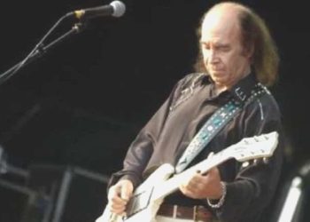 Erkin Koray’ı Moğallar Kümesi Gitaristi Taner Öngür anlattı: ‘Özgür bir kızılderili üzere…’