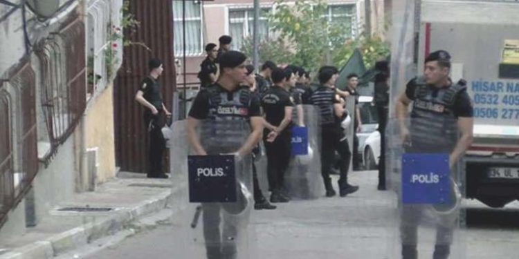 Eyüpsultan’da bir vakfa ilişkin yurt mahkeme kararıyla tahliye edildi