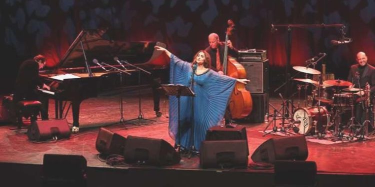 Fazıl Say ‘Dünya Anne’ müzikleri ile Ege Turnesi’nde