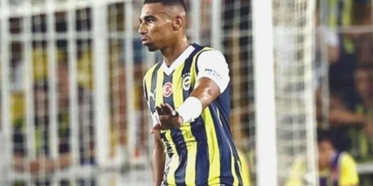 Fenerbahçe’nin UEFA takımında değişiklik!