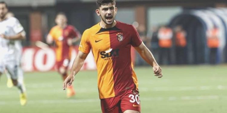 Galatasaray’da forma bahtı bulamayan Yusuf Demir’in kiralanması gündemde