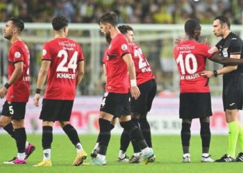 Gaziantep FK Teknik Yöneticisi Erdal Güneş: ‘Penaltı konumunu hakeme sordum’