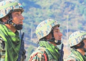 Hindistan, Çin hududuna binlerce asker sevk etti