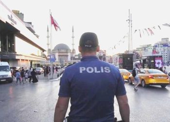 İstanbul Valiliği duyurdu: Asayiş kontrollerinde 960 kuşkulu yakalandı!